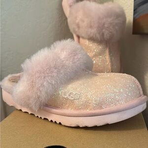 UGG Pink Cozy Slippers with Fluffy Band